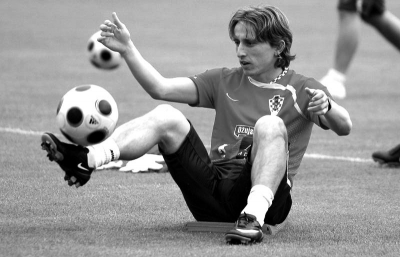 德州扑克不是玩得多就会好（德州扑克并非玩得越多水平就越高）